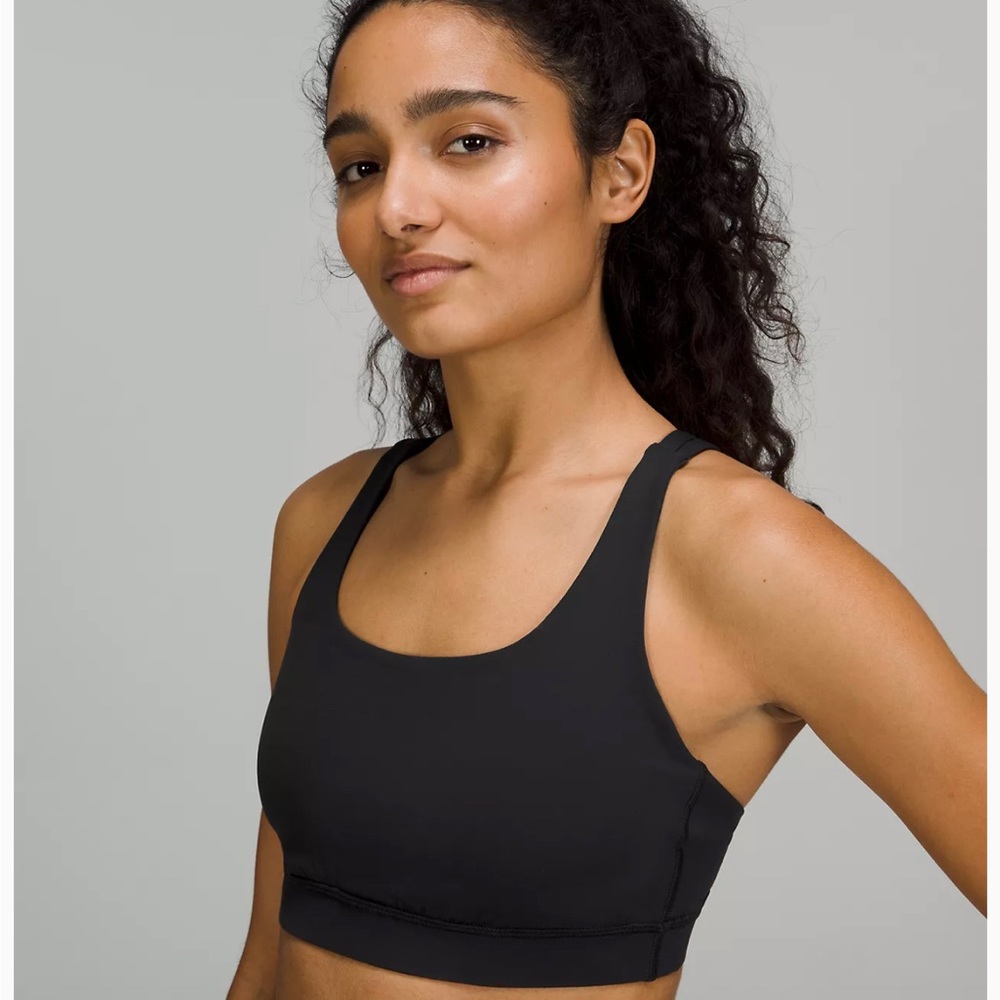 Lululemon Energy black strapped sports bra size 4🖤
